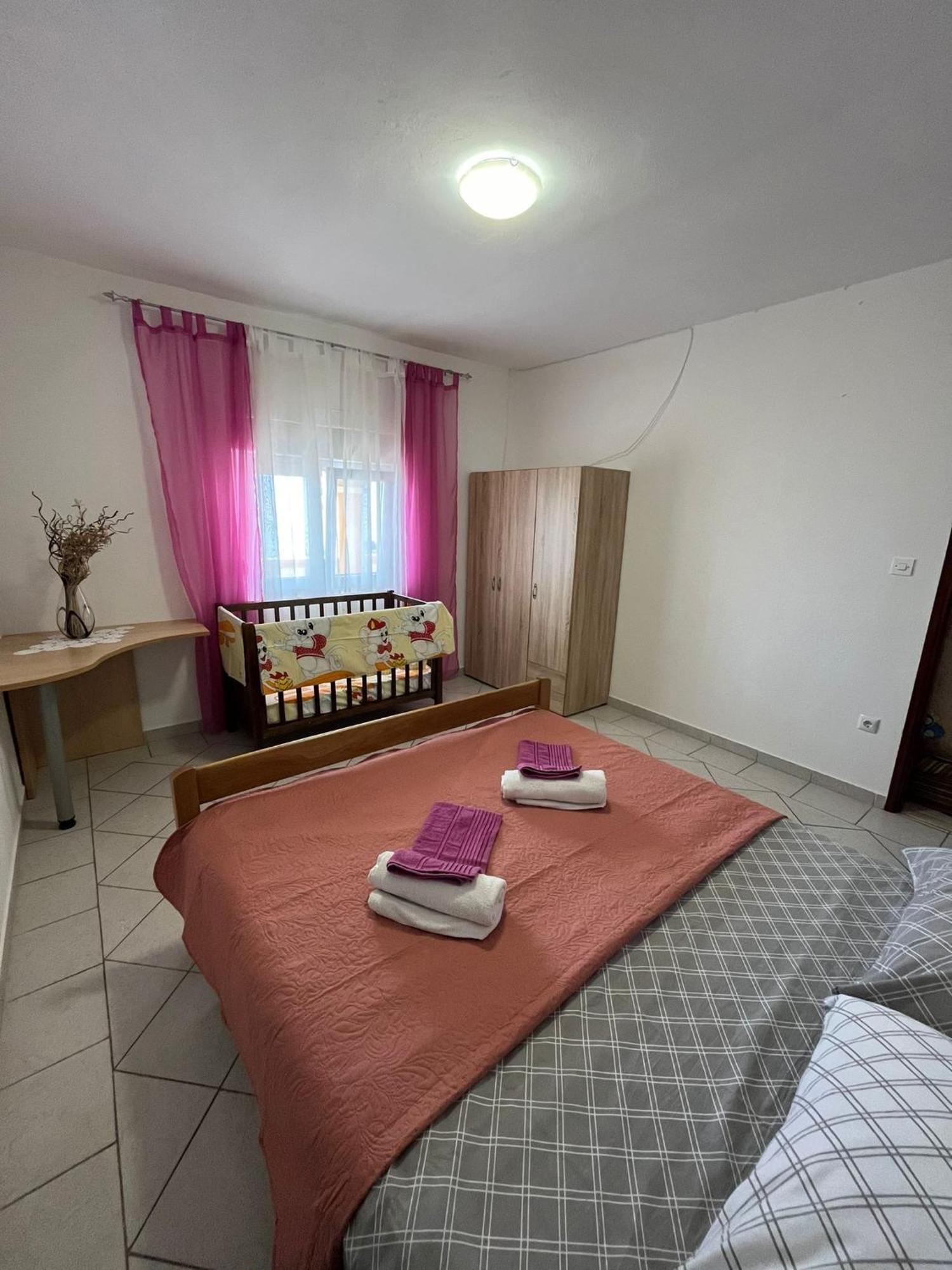 Apartmani Mirjana Tribanj-Kruscica Exterior foto